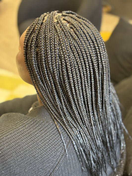 SIGNATURE BOX BRAIDS