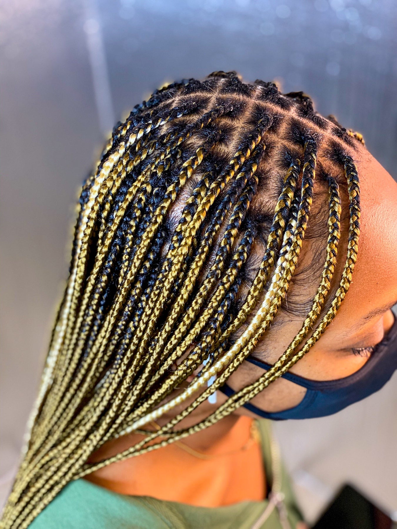 Knotless braids