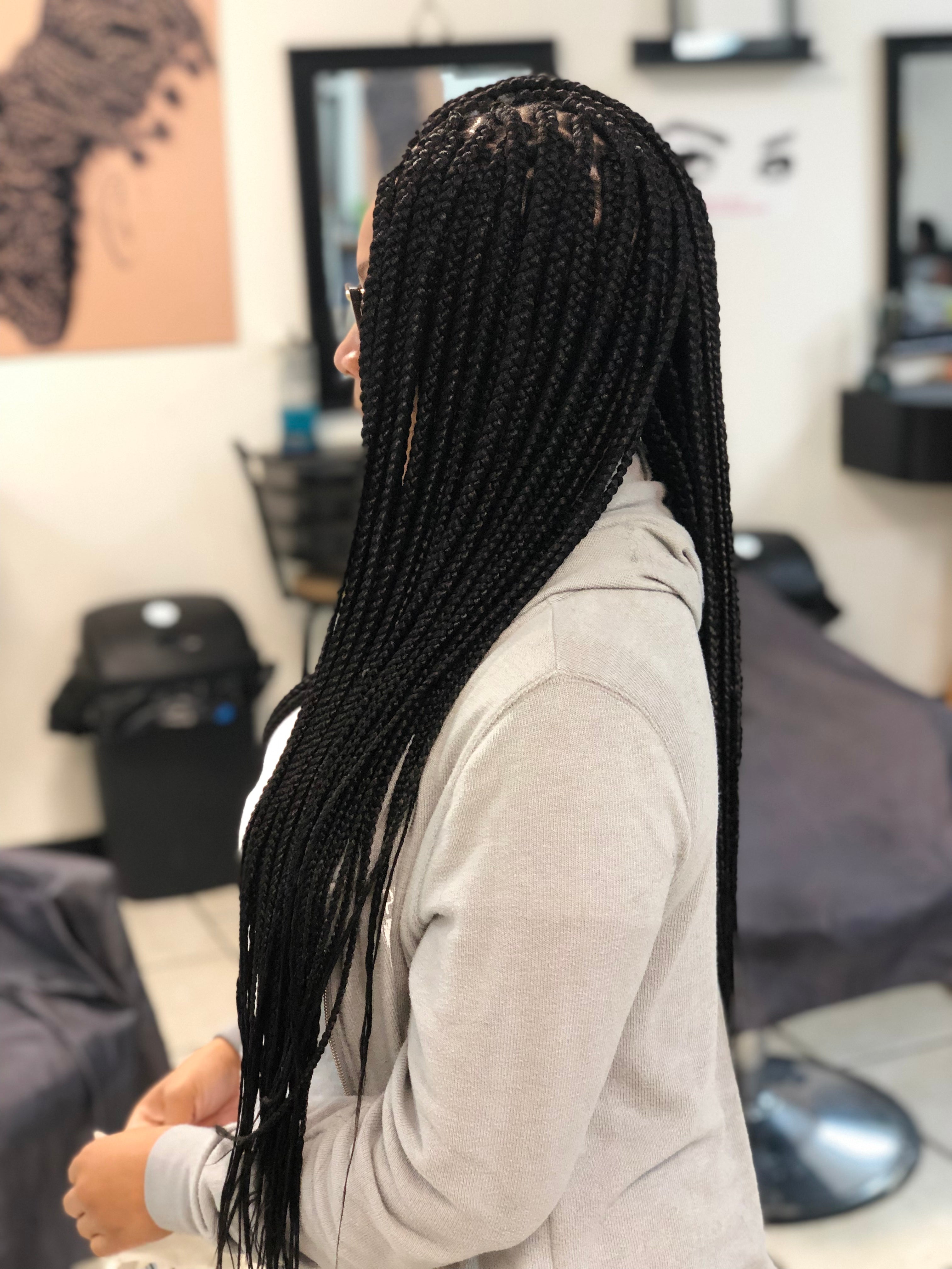 Medium sized box deals braids